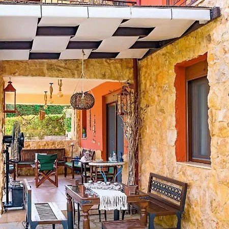 Mariellie Villa