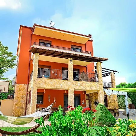 Mariellie * Néa Péramos