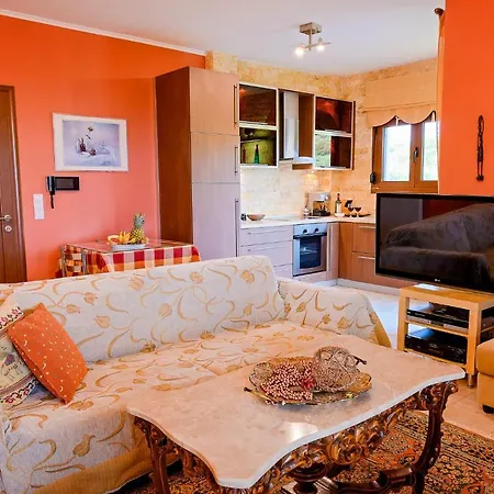 Mariellie Néa Péramos