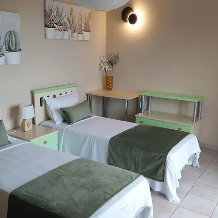 Mariellie * Néa Péramos