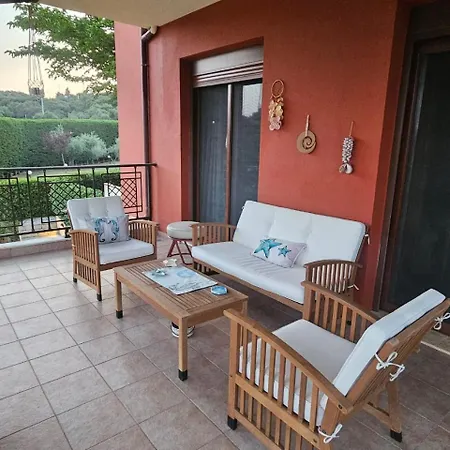 Mariellie * Néa Péramos