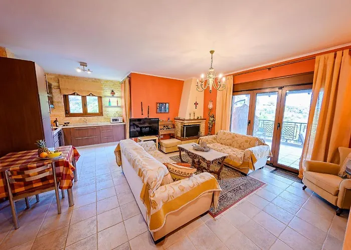 Mariellie Βίλα Néa Péramos