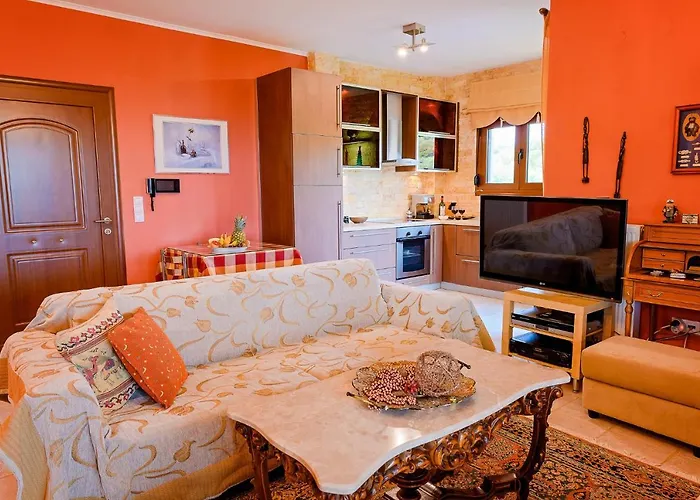 Mariellie Néa Péramos