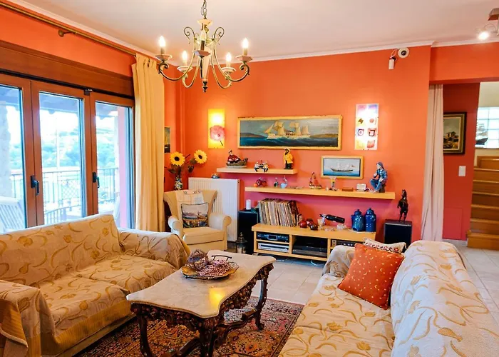 Mariellie Βίλα Néa Péramos